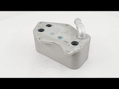 رادياتور تبريد زيت محرك السيارات الممتاز 07K117021C الرقم المرجعي 23843